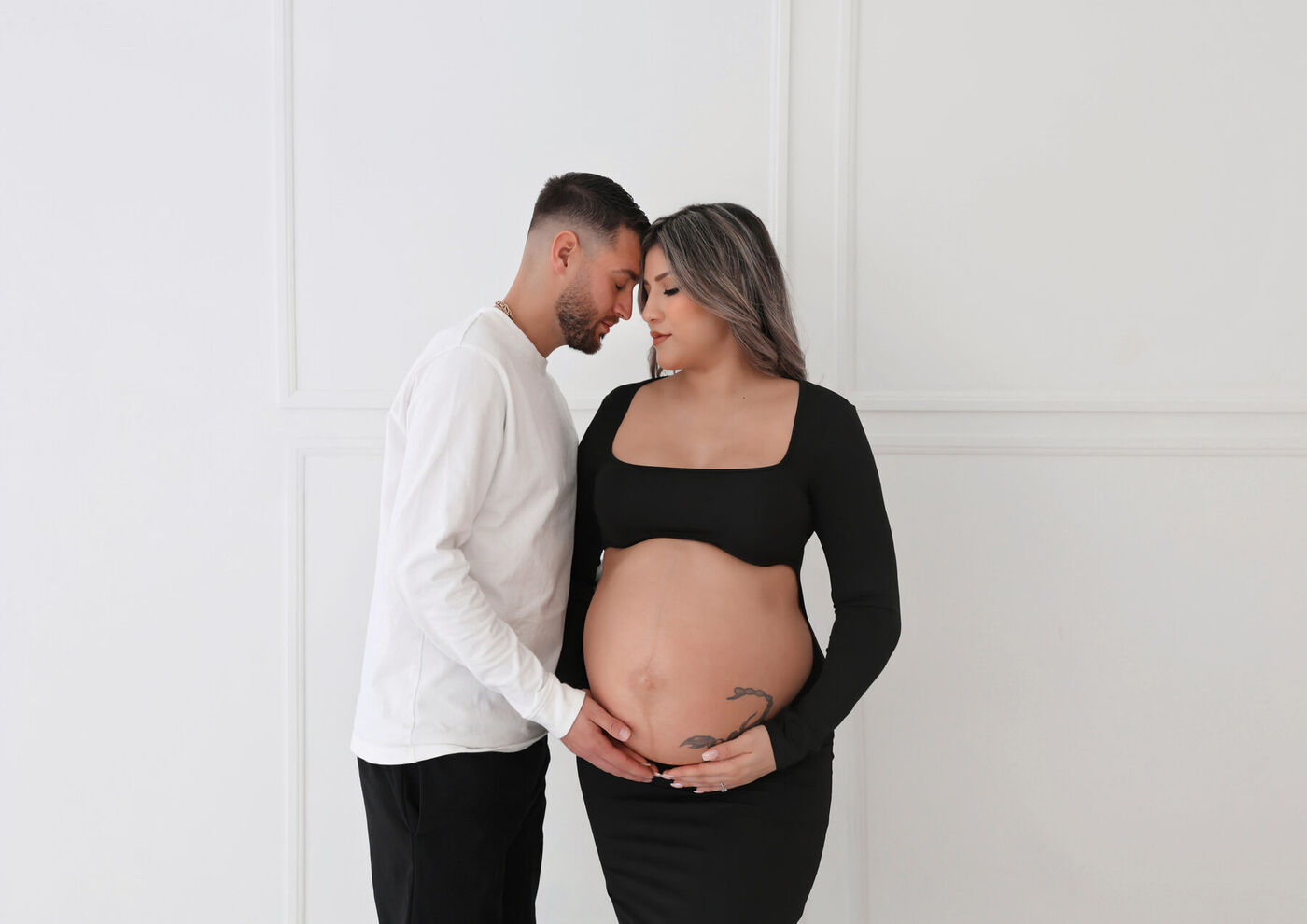 Couple attendant leur bébé