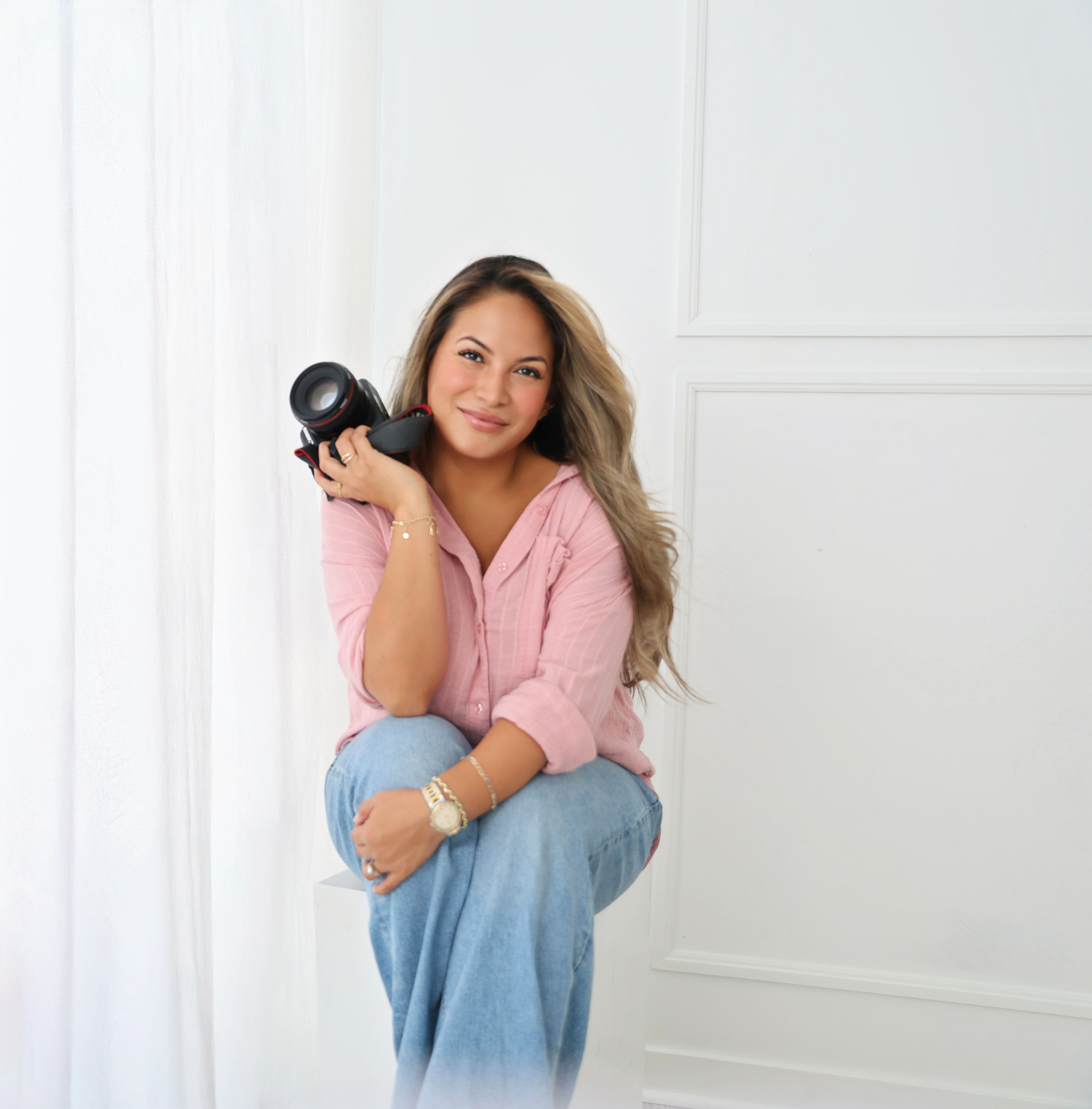 Portrait de Jennifer Villatoro, photographe